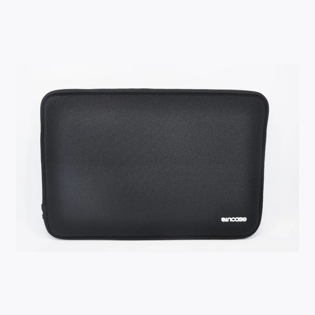 Incase Neoprene Slip Cover Macbook Air 11" Universal Cover For Laptop and Tab