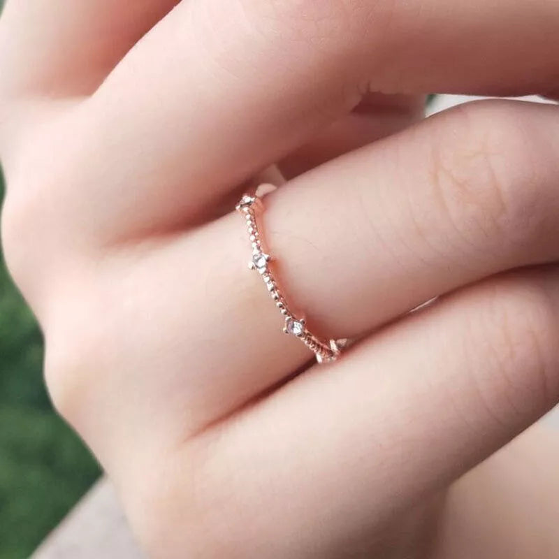 Explosive Simple 4 Small Broken Diamond Small Fresh Ring Ring Jewelry Hand